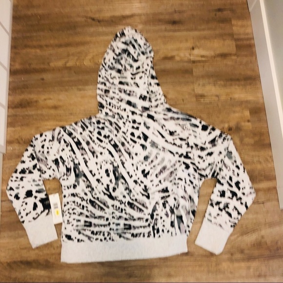 2/$30 Calvin Klein Performance Animal Print Black White Grey Hoodie Pullover M - Picture 2 of 6